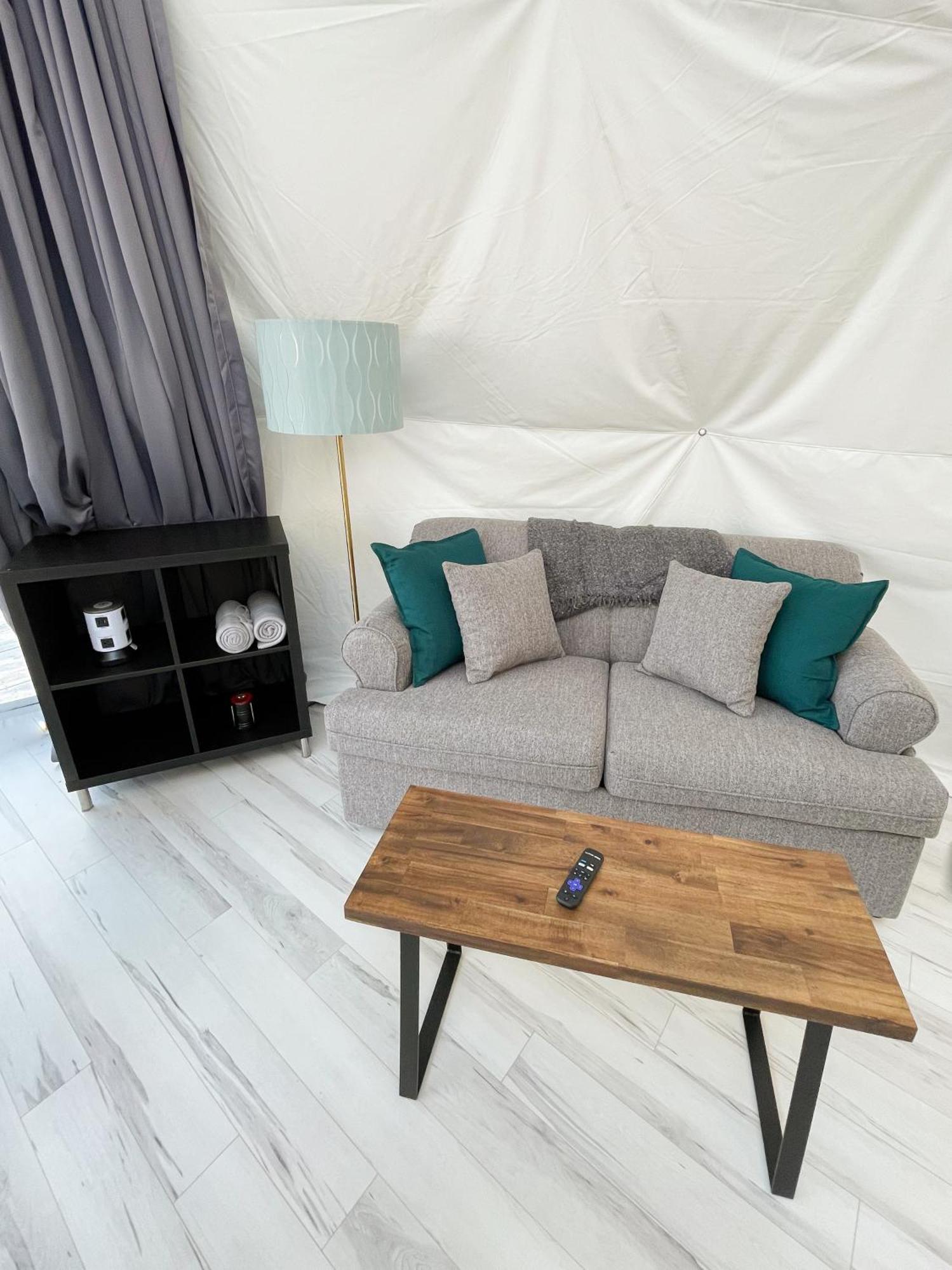 Port Wade Glamping Domes Villa Victoria Beach Exterior photo
